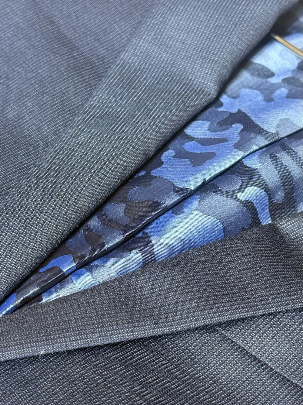 JOE Joseph Abboud Navy Super 120s Wool Slim Fit Suit 38R 32W